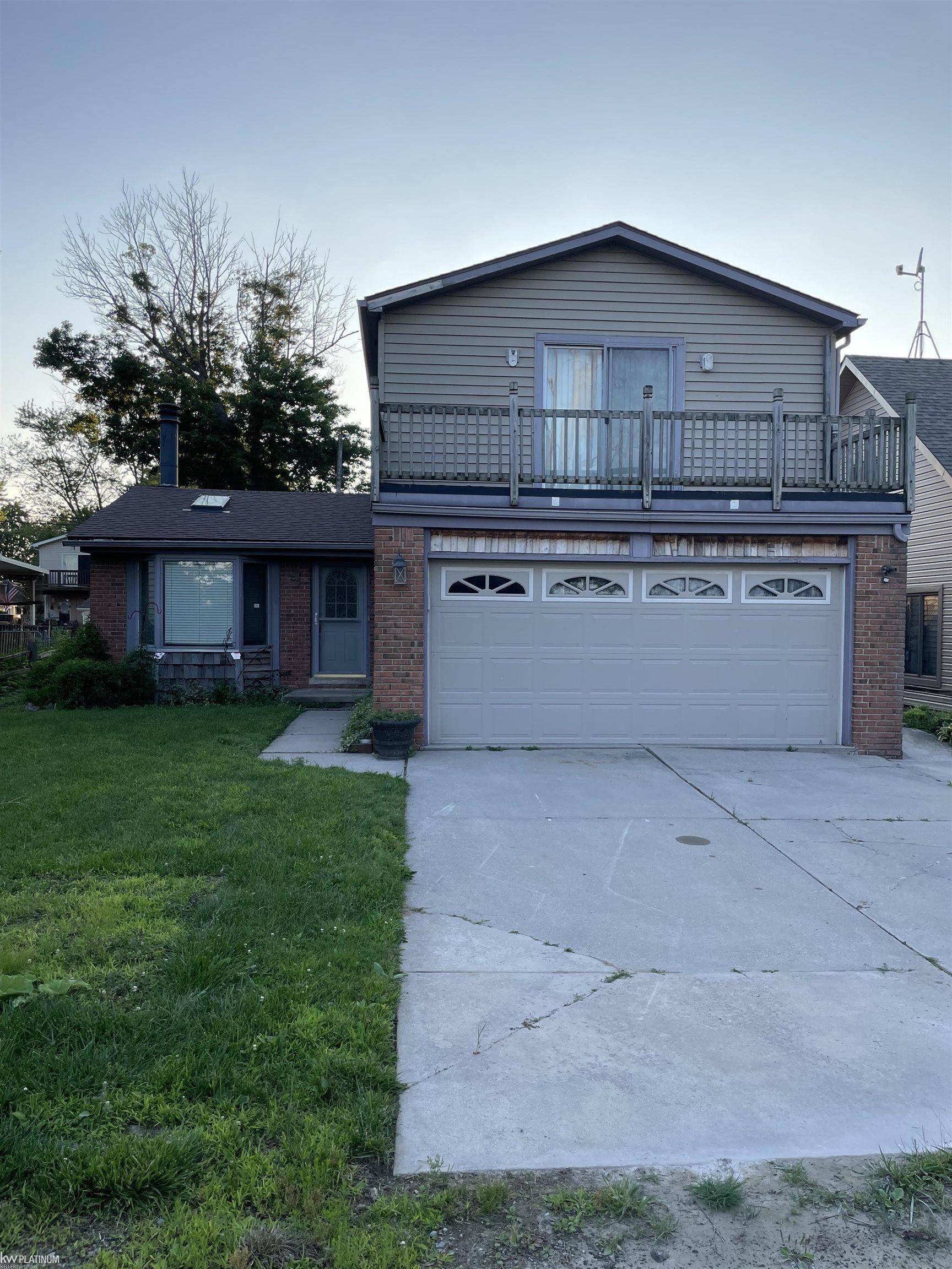 Harrison Twp, MI 48045,38015 Cherry