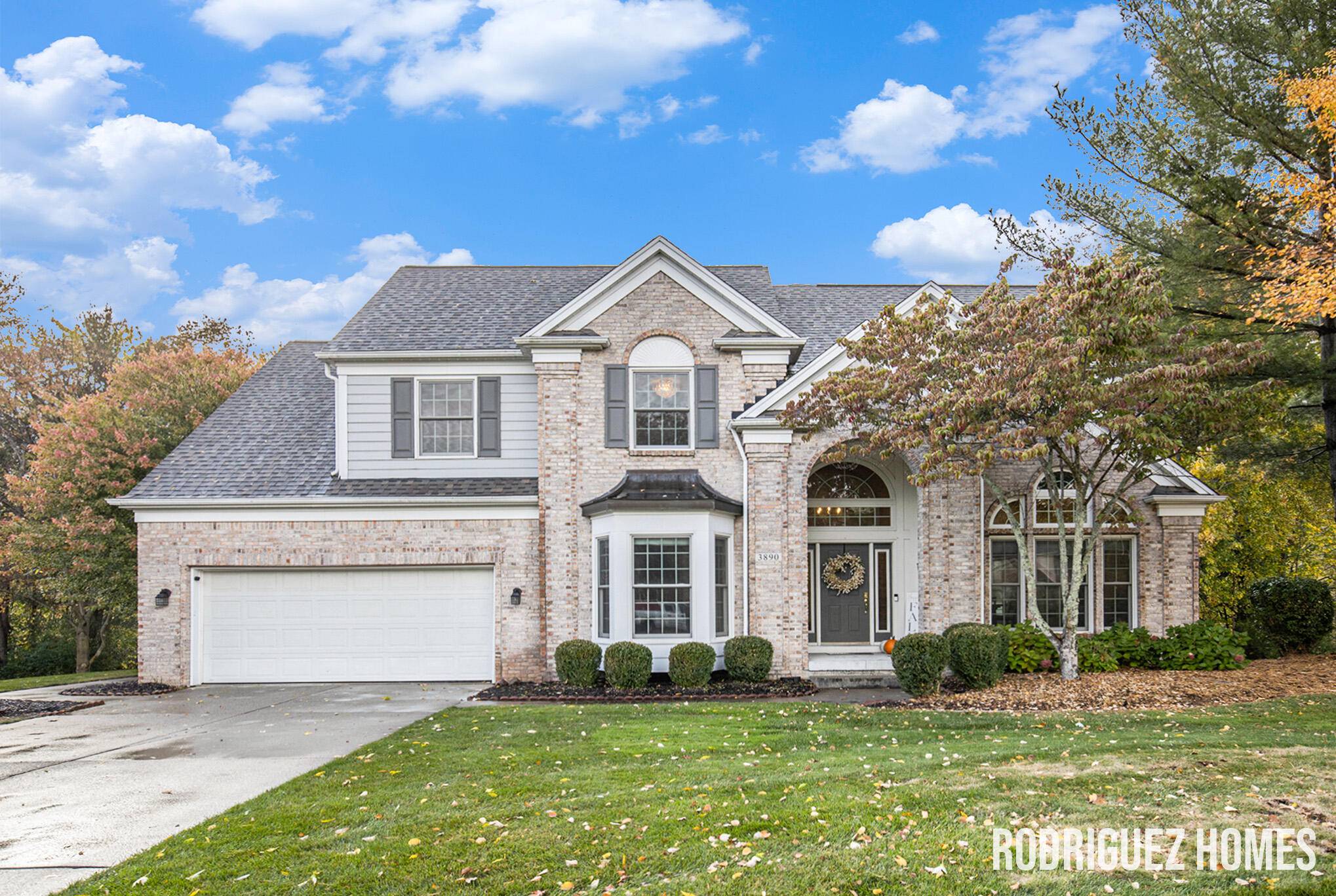 Grand Rapids, MI 49546,3890 Clearview ST NE