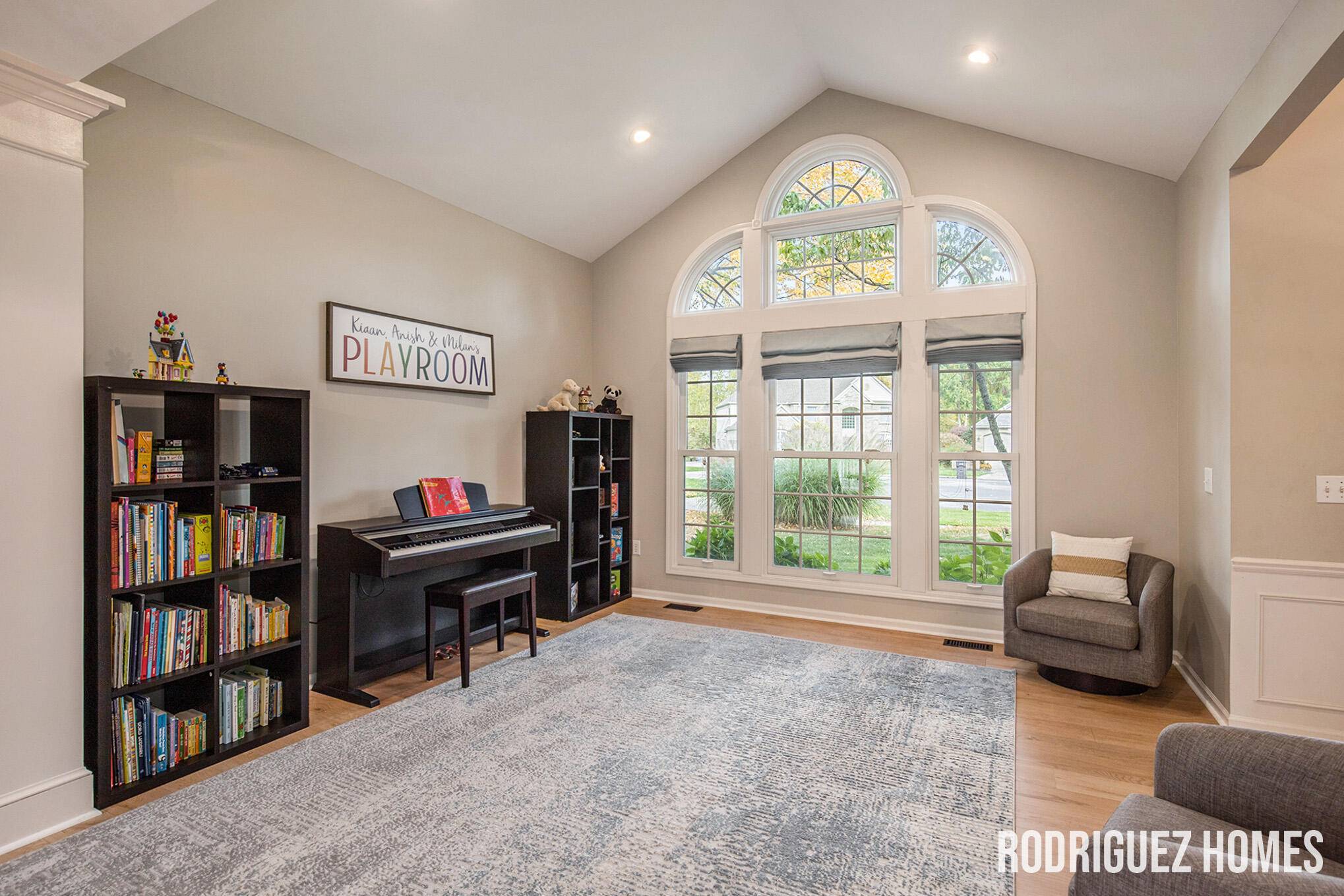 Grand Rapids, MI 49546,3890 Clearview ST NE