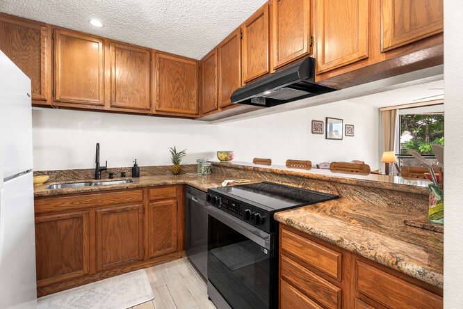 Kailua-kona, HI 96740,75-5669 KUAKINI  HIGHWAY #2202