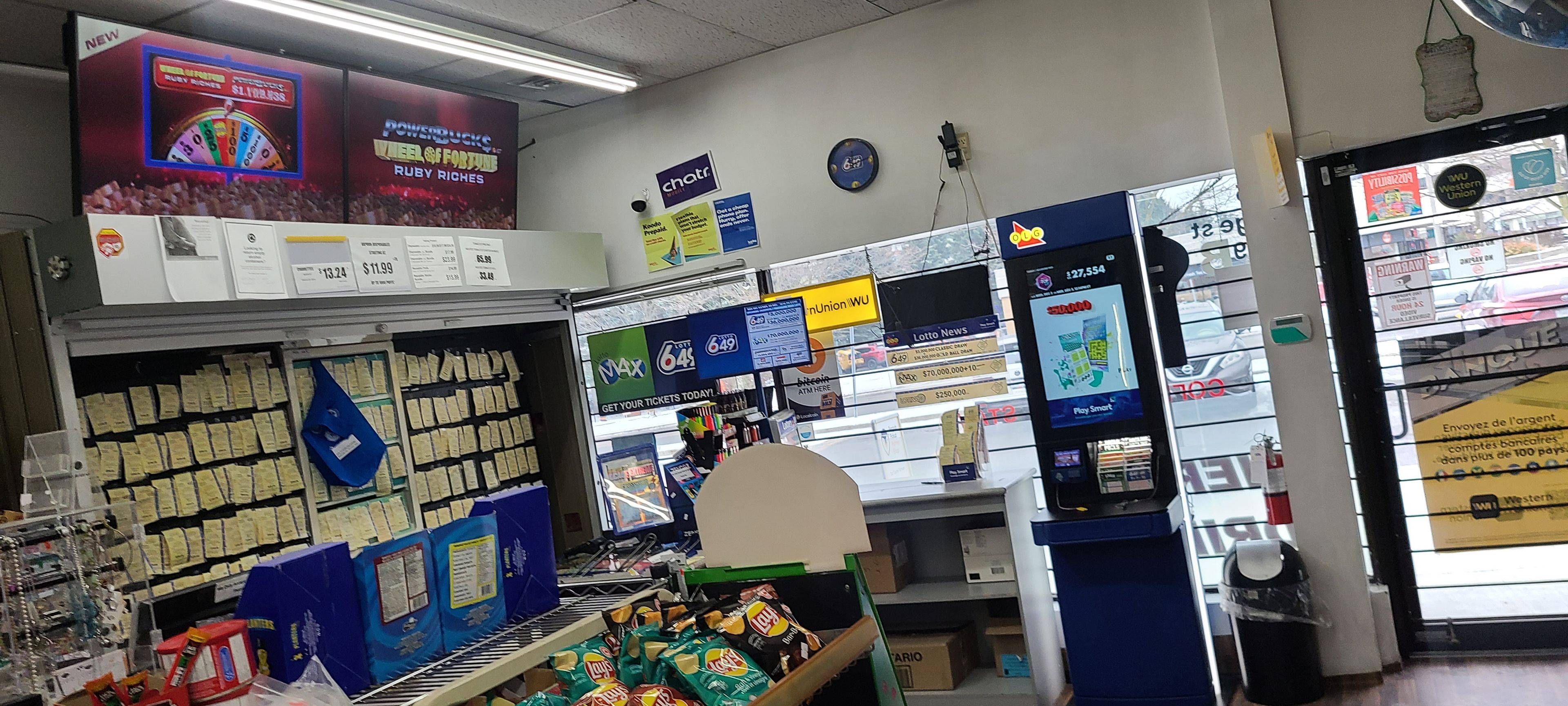 Richmond Hill, ON L4C 5T2,9625 Yonge ST #9