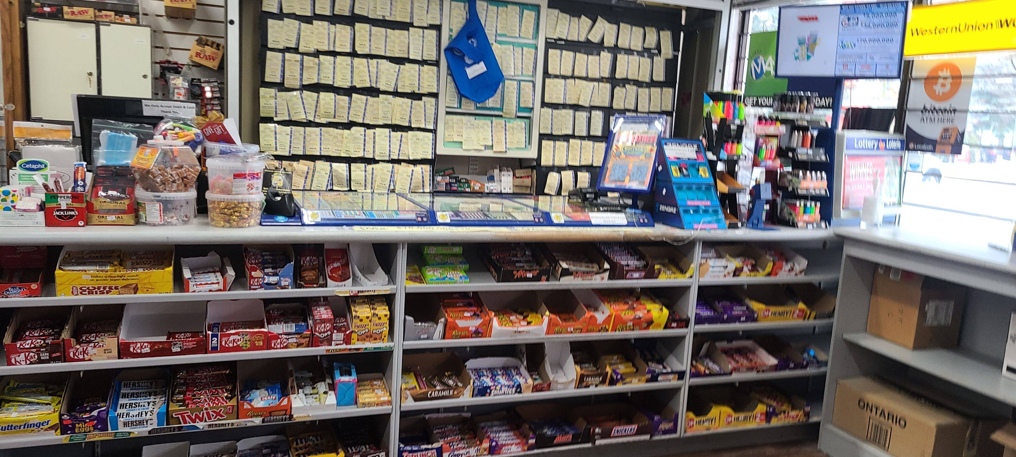 Richmond Hill, ON L4C 5T2,9625 Yonge ST #9