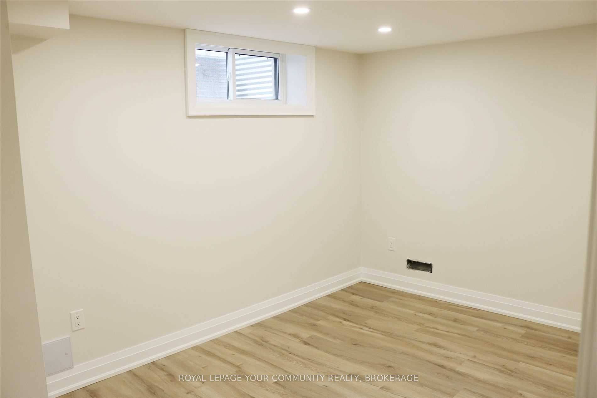 Toronto W09, ON M9P 3C6,4 Norgrove CRES #Lower