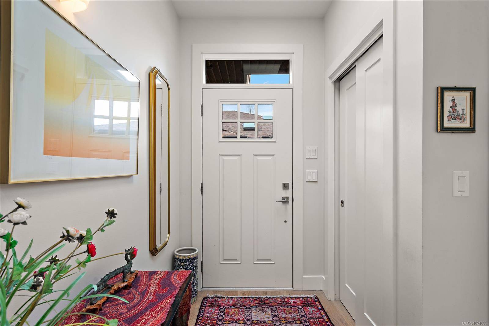 Sidney, BC V8W 0A7,2340 Oakville Ave #4