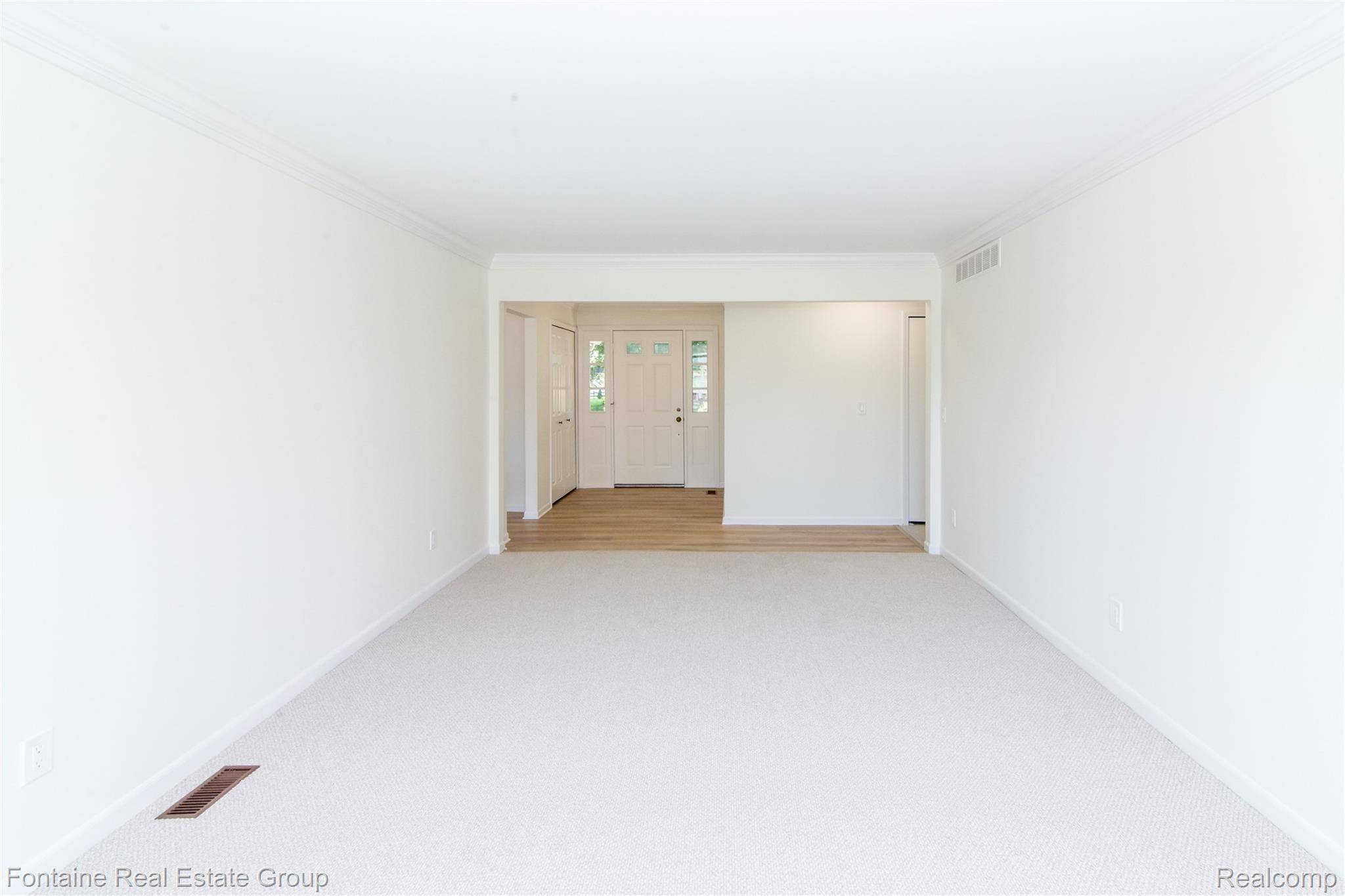 Livonia, MI 48152,31366 Mayville ST