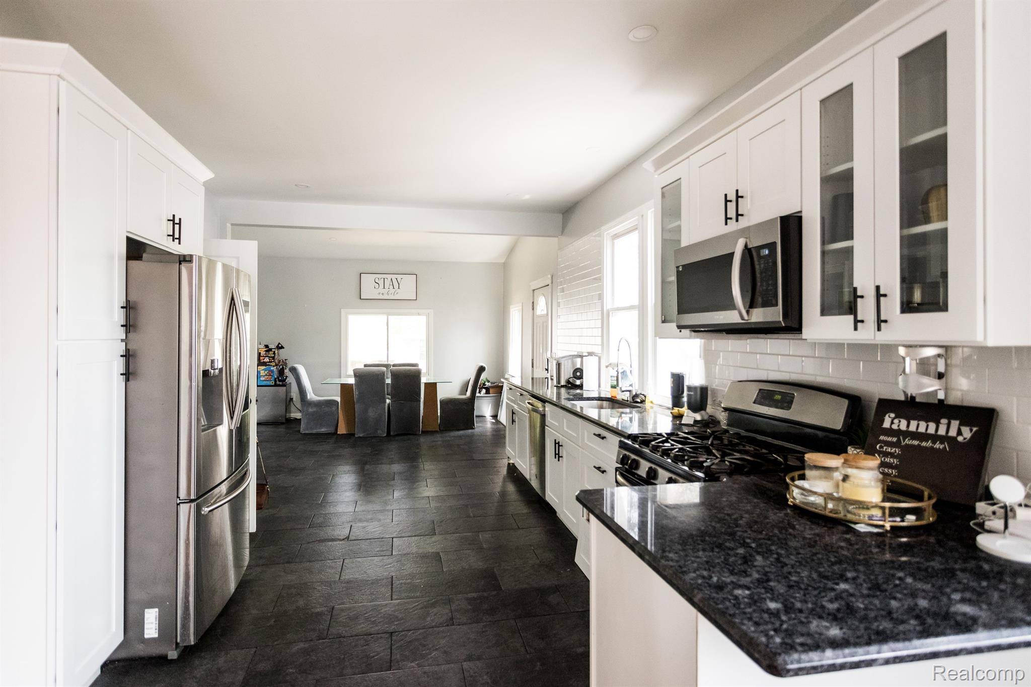 Detroit, MI 48214,4492 FISCHER ST