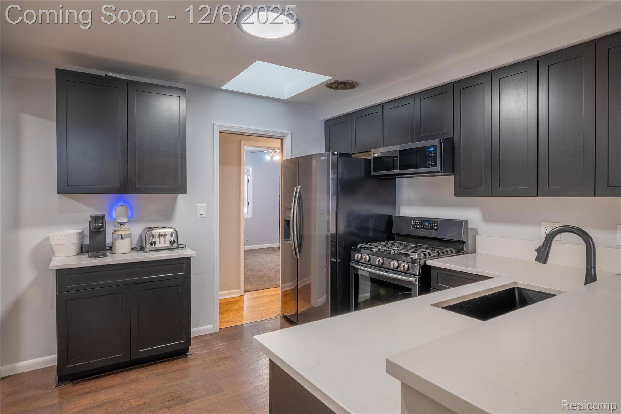 Clawson, MI 48017,846 Grant AVE