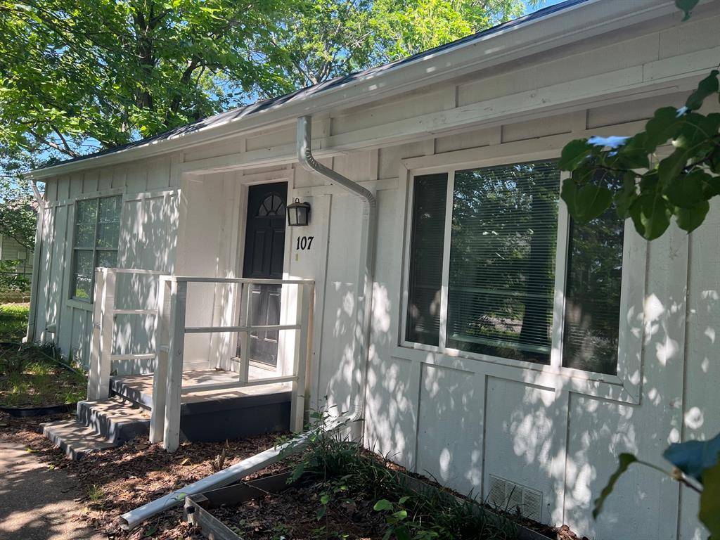 Terrell, TX 75160,107 Lydia Street