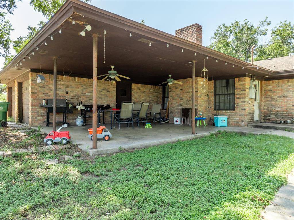 Robinson, TX 76706,821 E Stegall Road