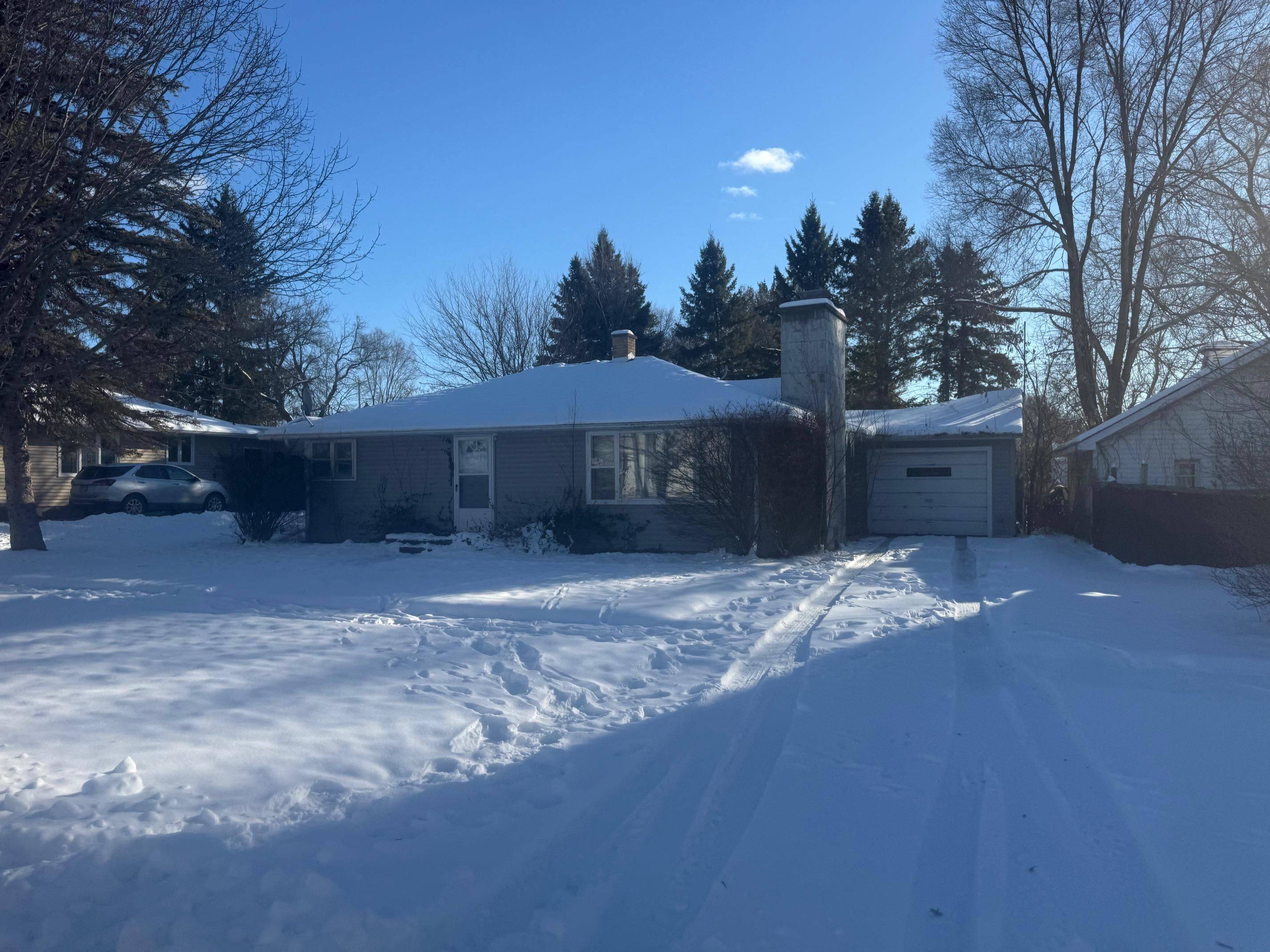 Gladwin, MI 48624,133 W 2ND ST