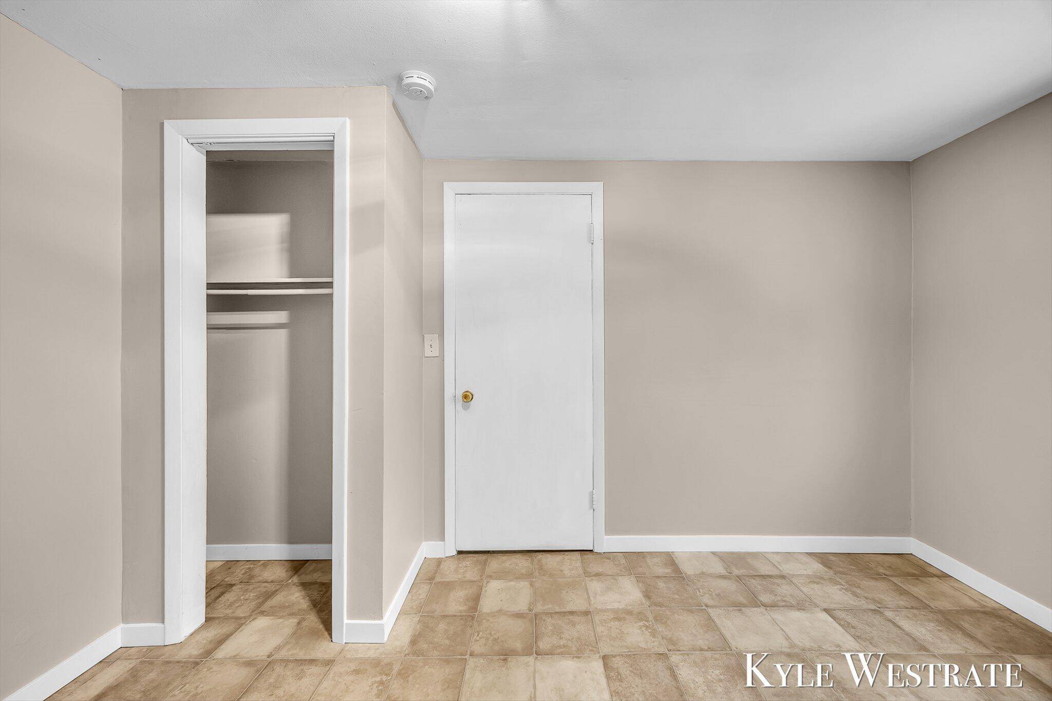 Grand Rapids, MI 49504,856 Tenth ST NW