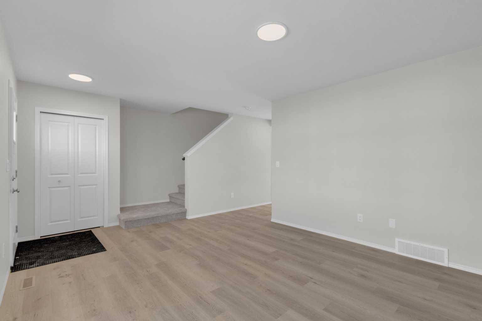 Blackfalds, AB T4M 0N1,54 Anna Close