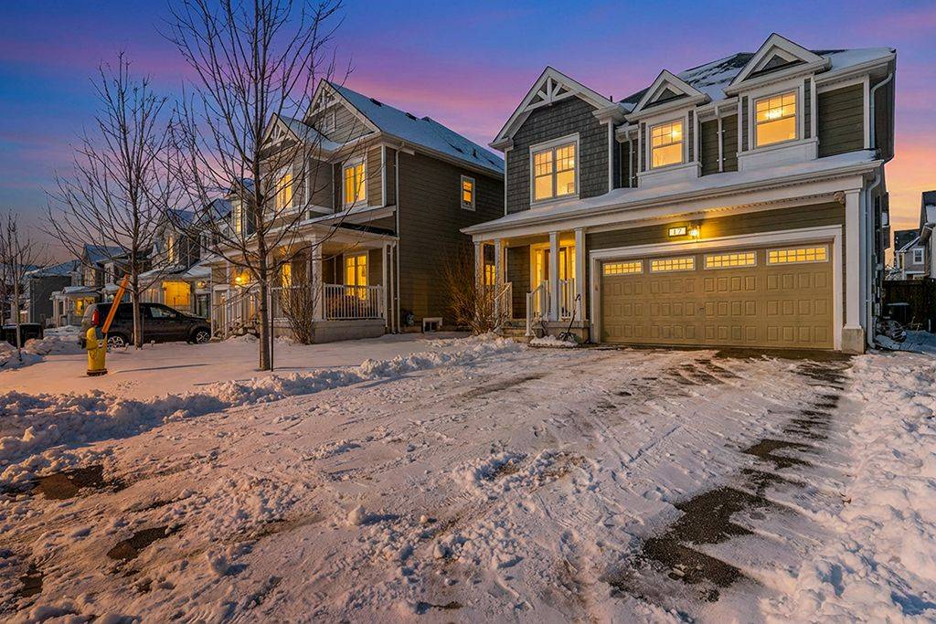 Wasaga Beach, ON L9Z 0J2,17 Catamaran DR