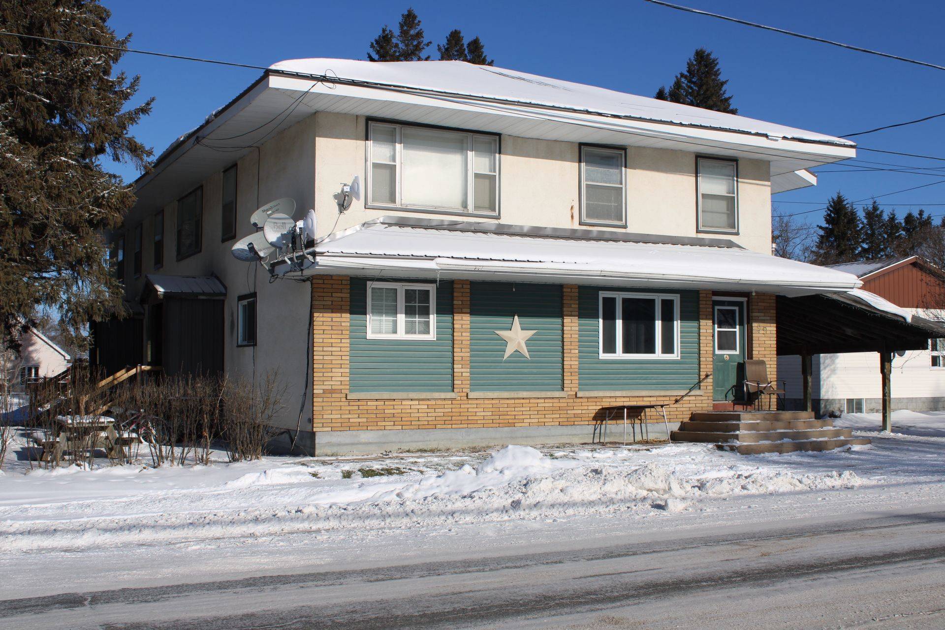 Englehart, ON P0J 1H0,99 Fourth AVE