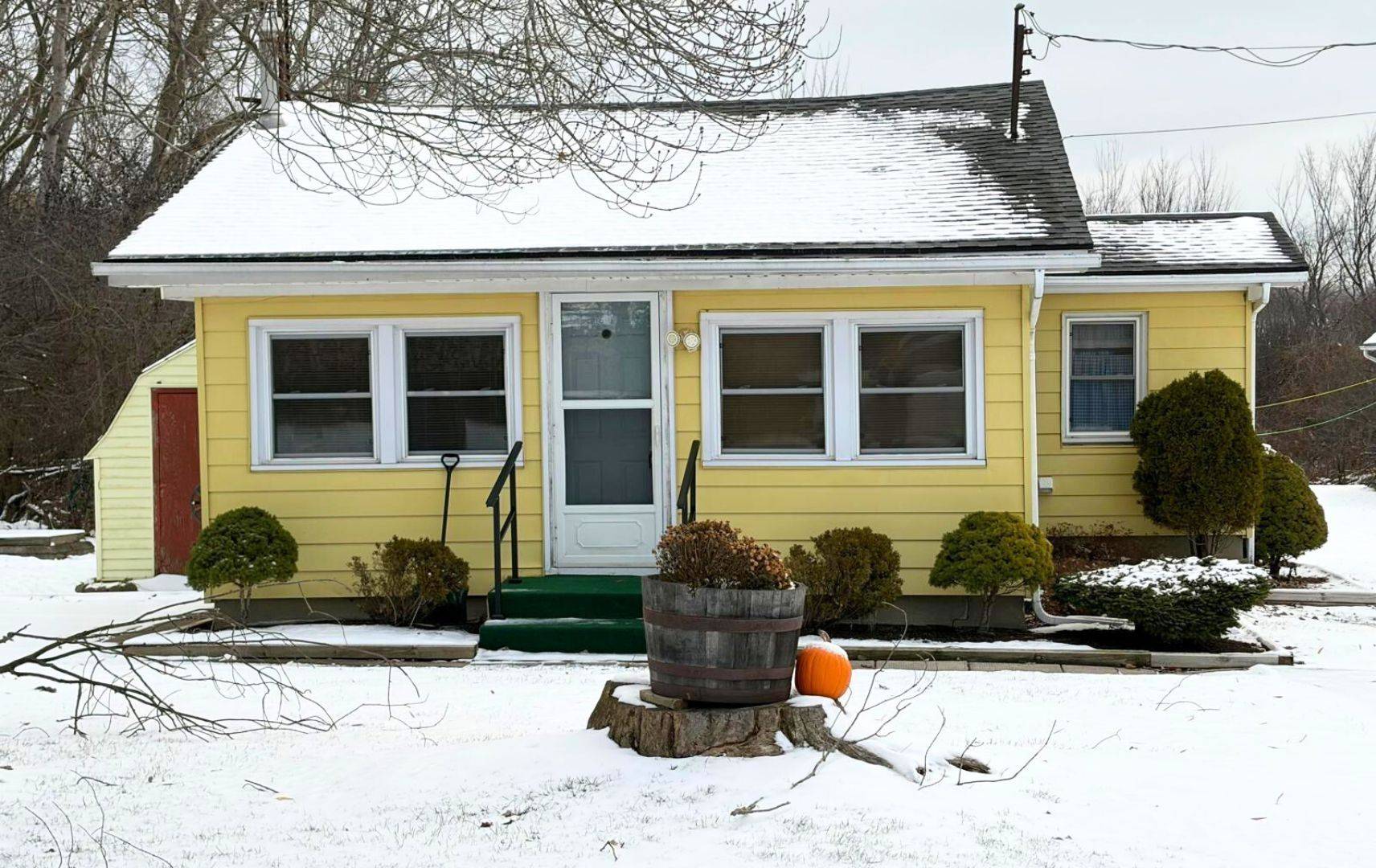 690 Bridge ST, Fort Erie, ON L2A 5M4