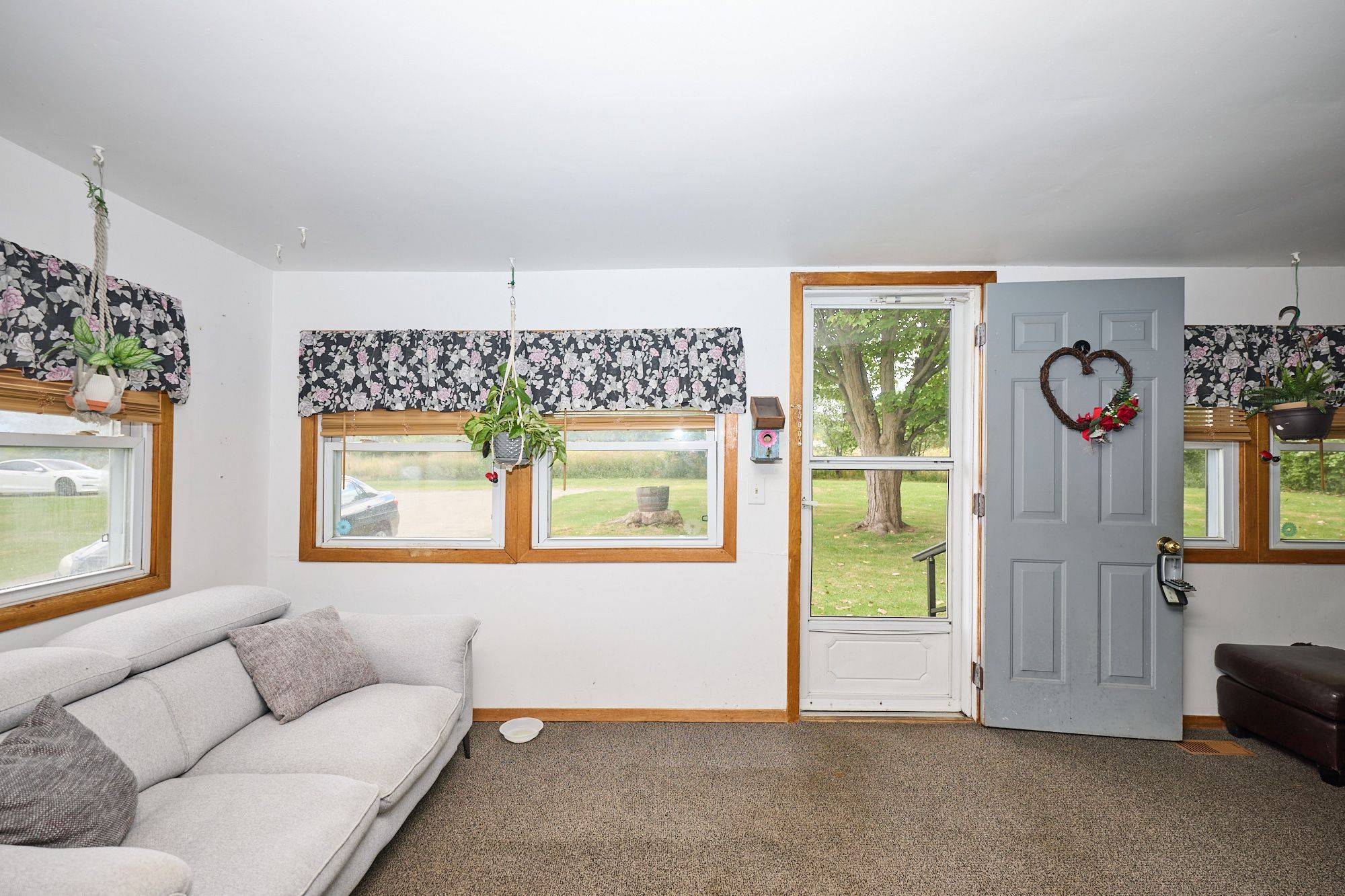 690 Bridge ST, Fort Erie, ON L2A 5M4