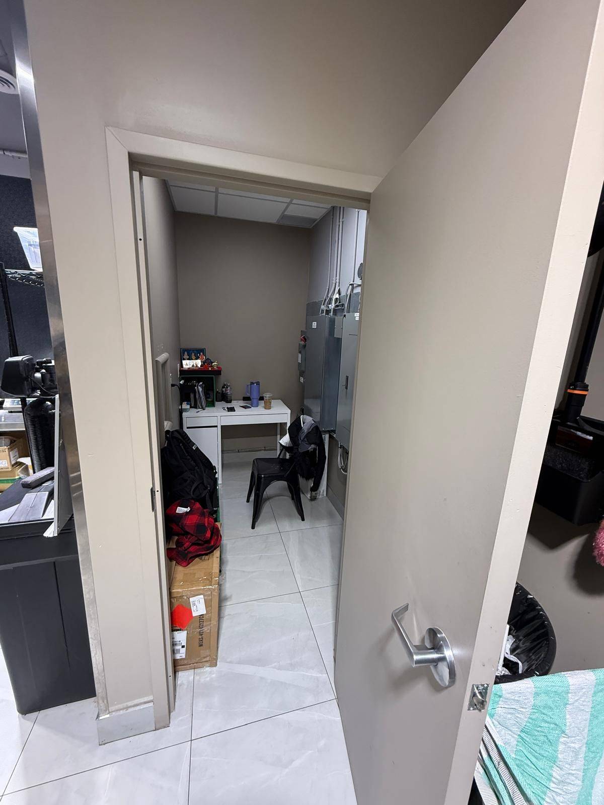 Waterloo, ON N2E 4H5,325 MAXBECKER DR #303