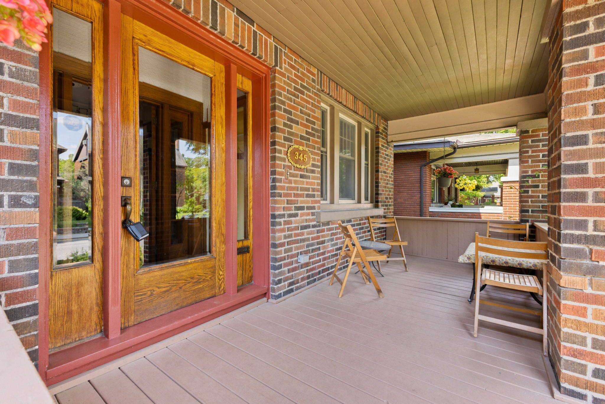 Glebe - Ottawa East And Area, ON K1S 2K4,345 Third AVE