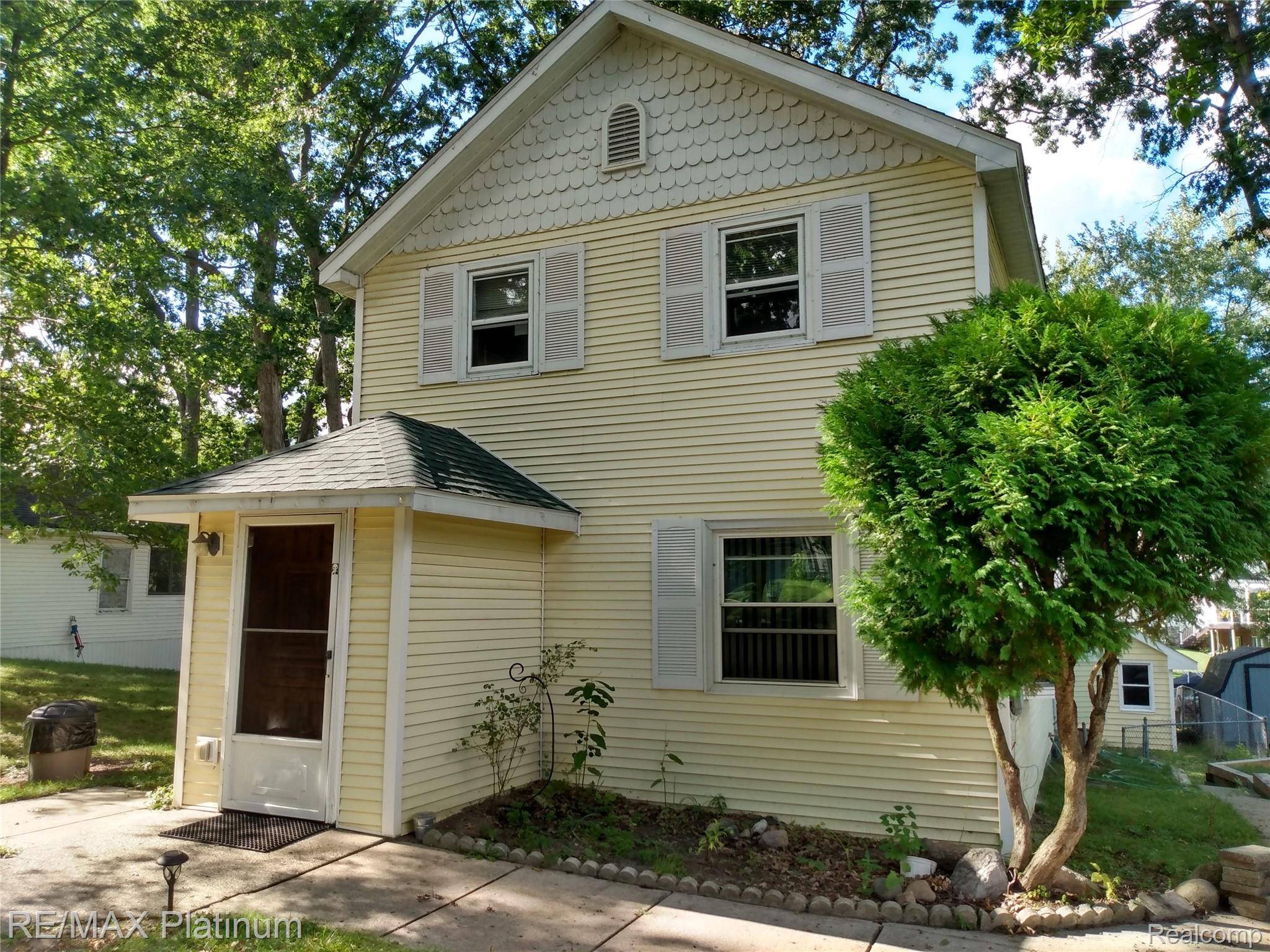 Brighton, MI 48114,10183 Skeman RD