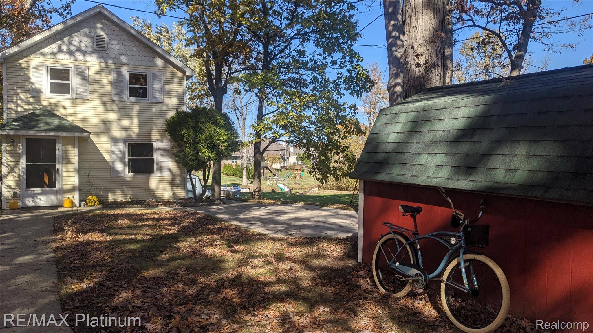 Brighton, MI 48114,10183 Skeman RD