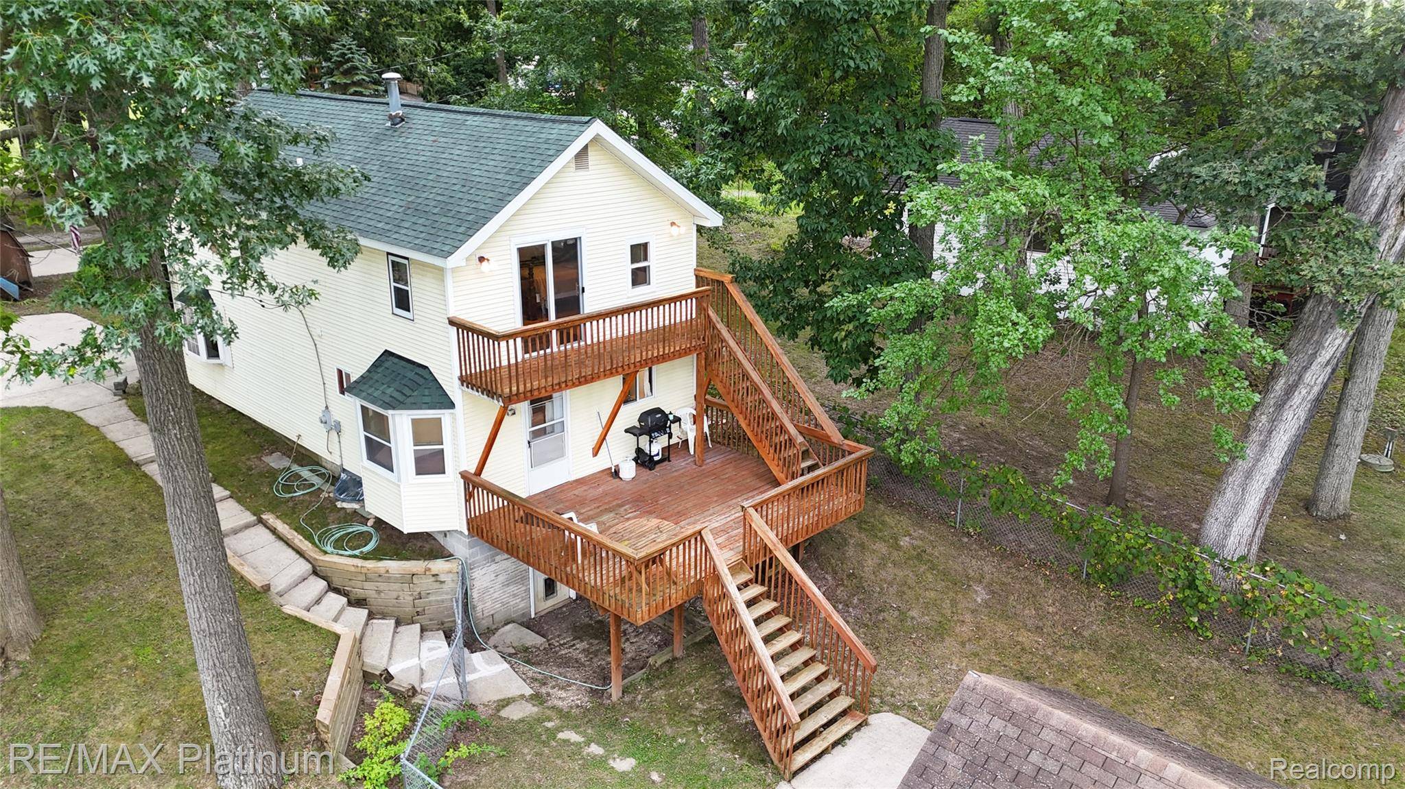 Brighton, MI 48114,10183 Skeman RD