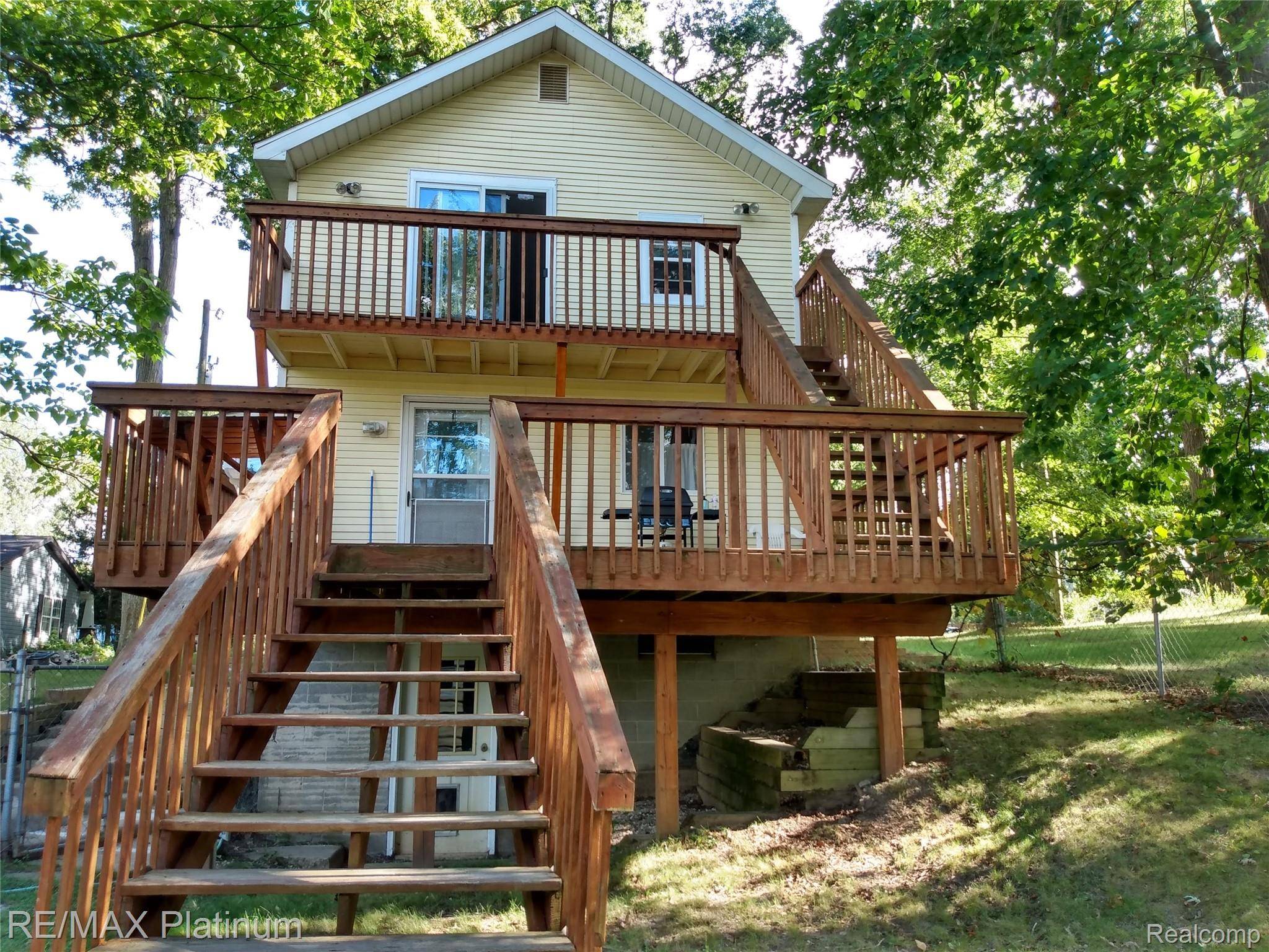 Brighton, MI 48114,10183 Skeman RD