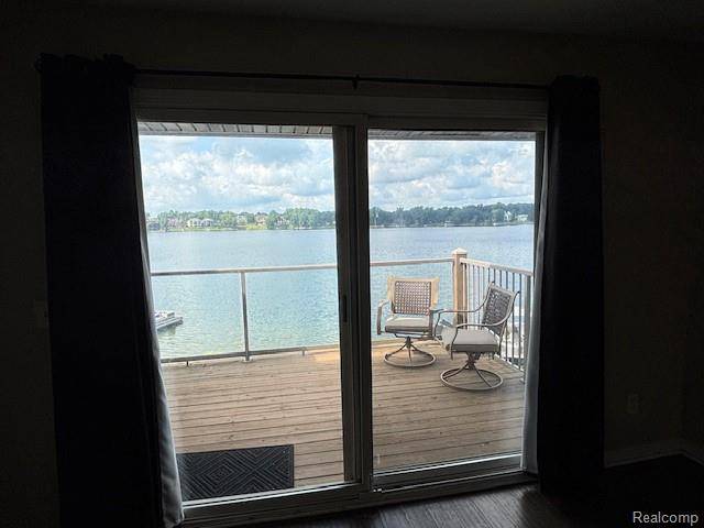 Bloomfield, MI 48302,1924 Klingensmith RD #72