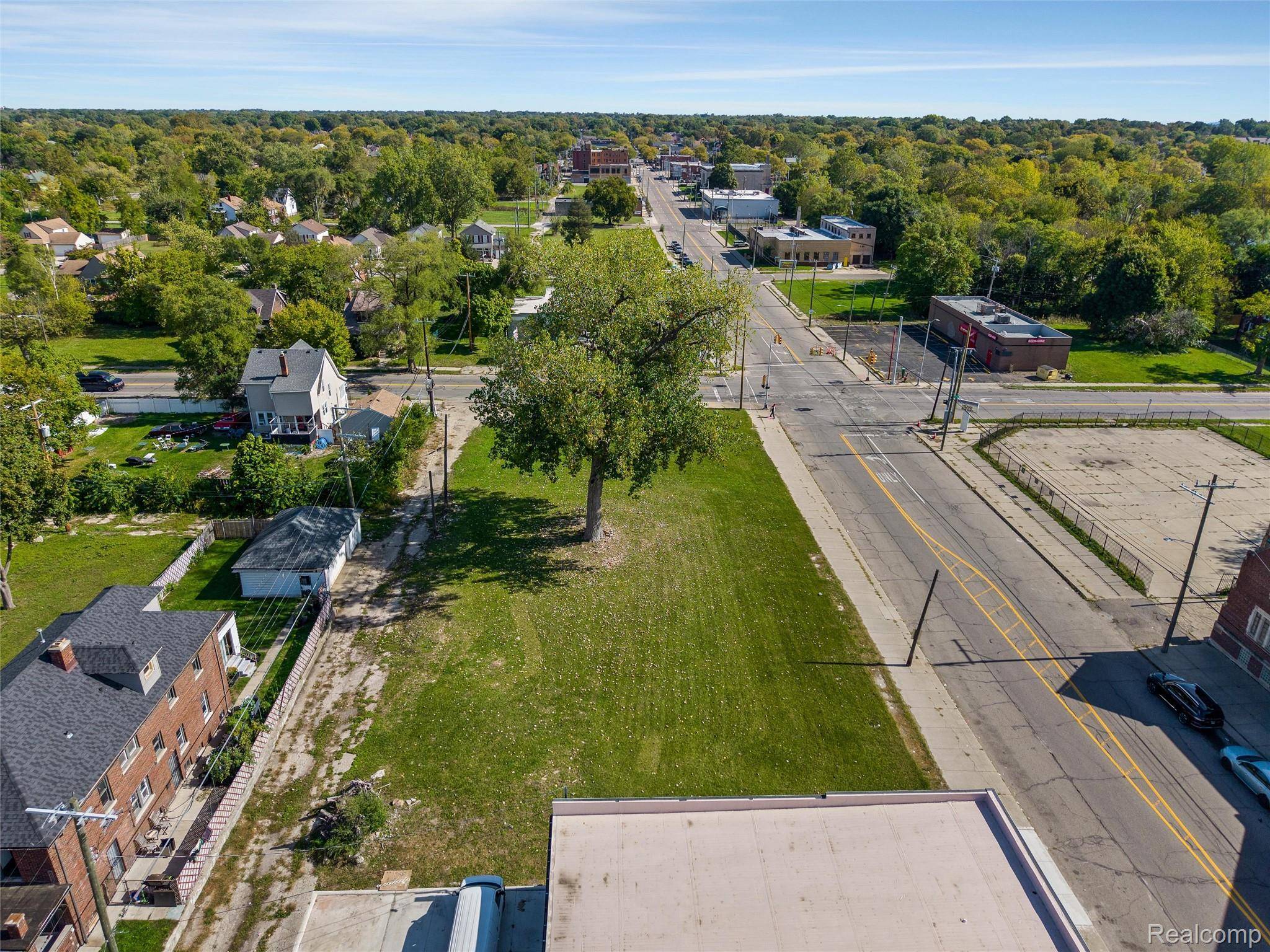 Detroit, MI 48215,14345 Kercheval ST