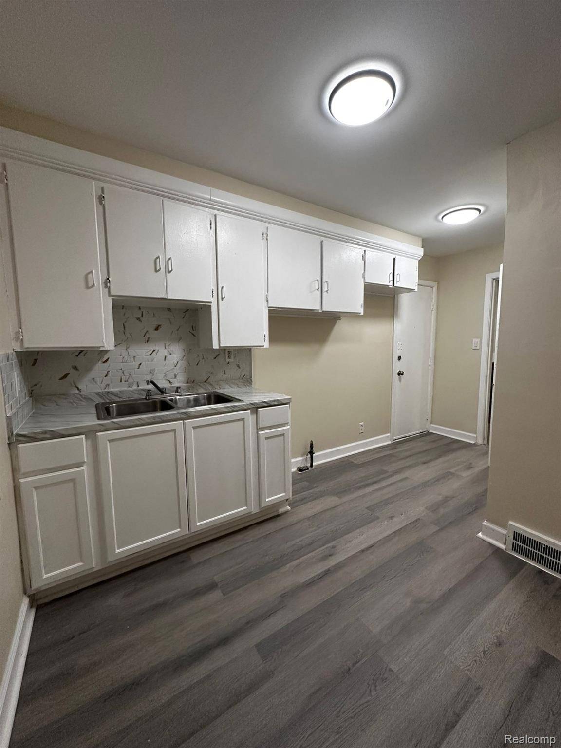 Detroit, MI 48238,15856 Monte Vista ST