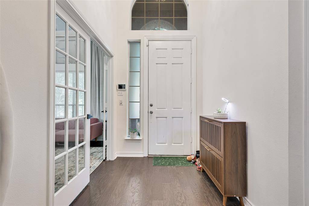 Irving, TX 75063,8609 Old Oak Drive