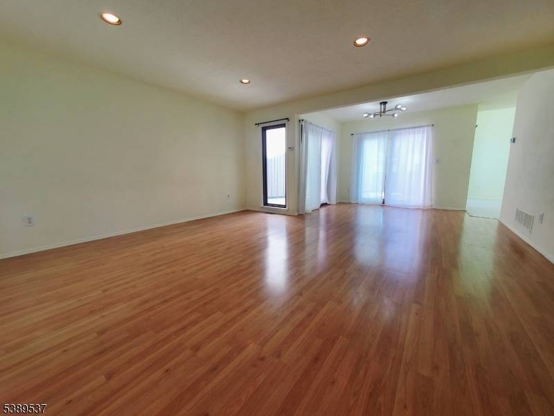 Old Bridge Twp., NJ 08857,65 Diamond Ln