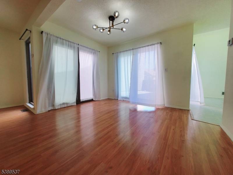 Old Bridge Twp., NJ 08857,65 Diamond Ln