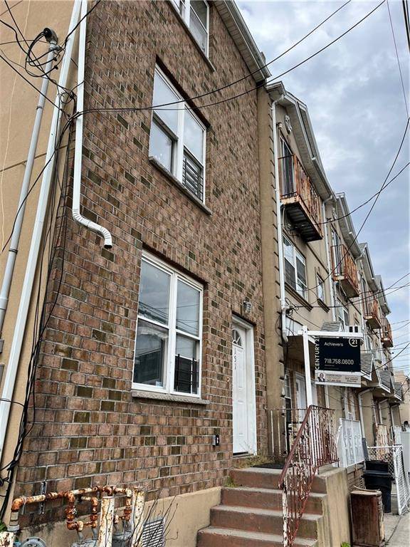 151 Beach 27th ST, Queens, NY 11691