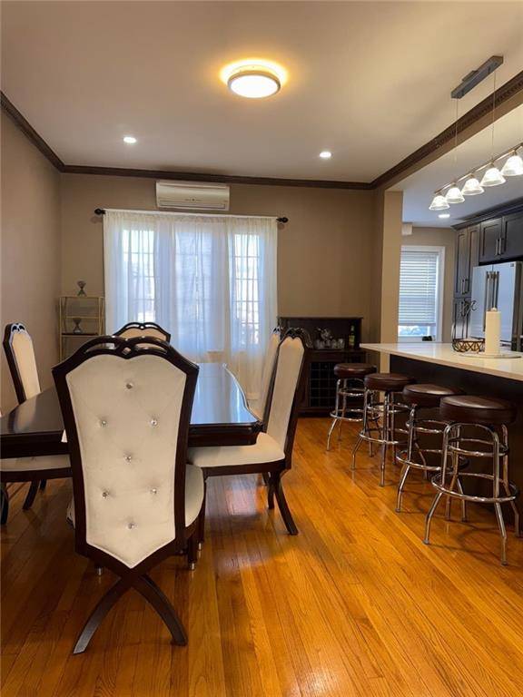 Laurelton, NY 11413,13062 225th ST