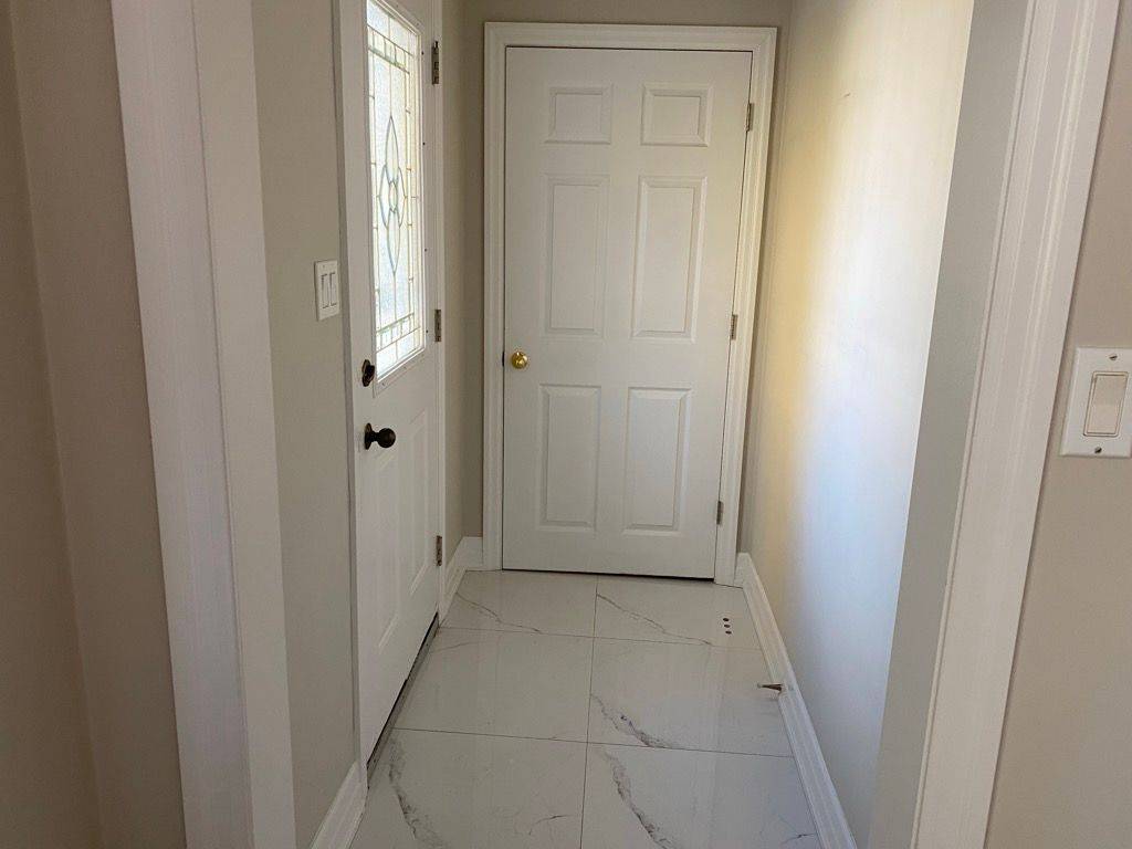 Toronto C07, ON M2N 2A3,139 Horsham AVE #Main