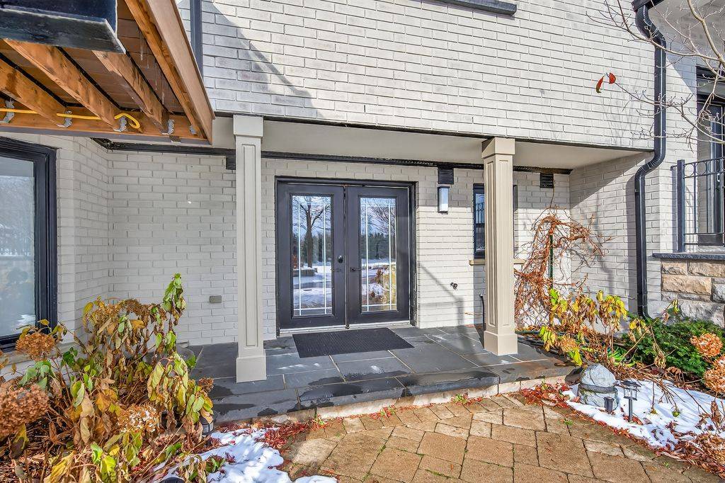 Hamilton, ON L9G 3L1,1326 Butter RD W #Basement