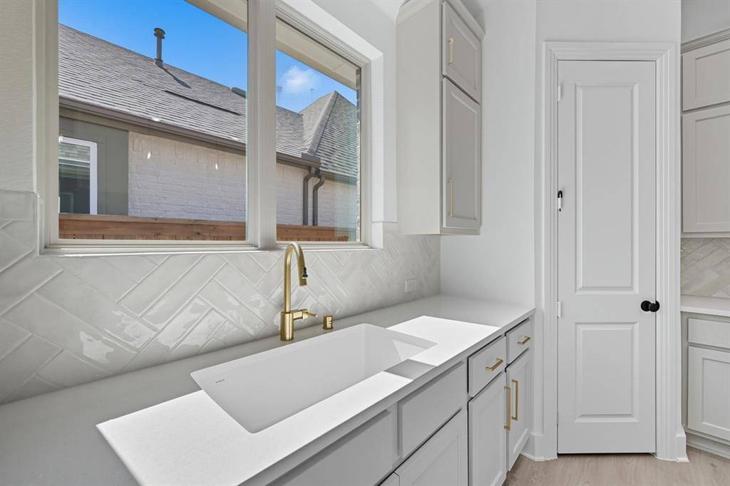 Denison, TX 75020,4154 Carter Court