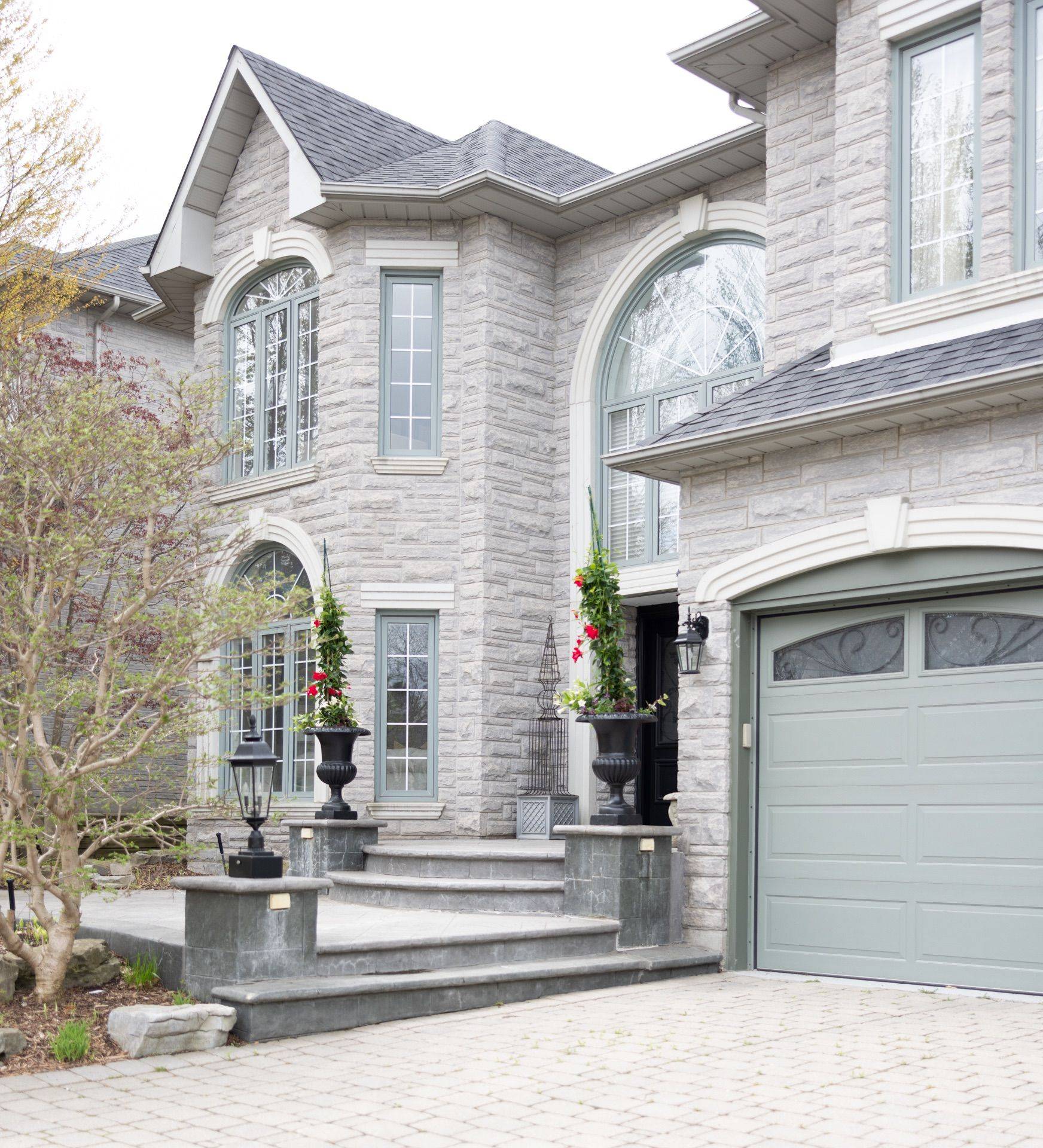 Toronto C15, ON M2K 3A7,60 Bowan CT