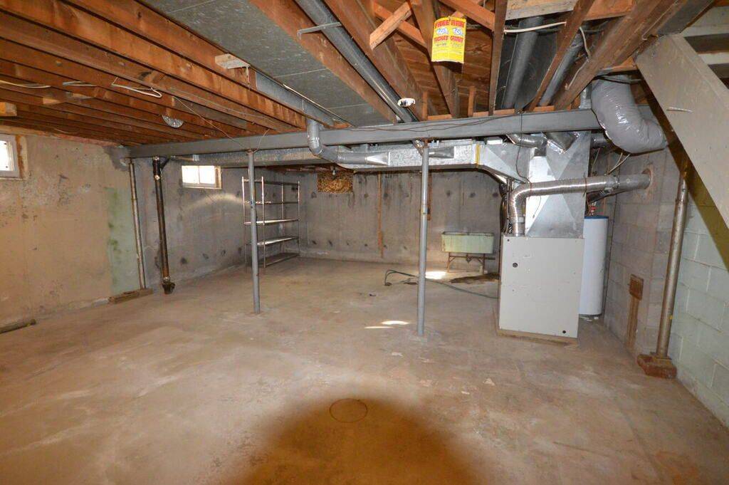 Woodroffe, ON K2A 3V5,348 Woodroffe AVE