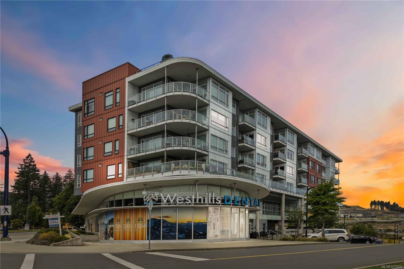 Langford, BC V9B 0S7,1311 Lakepoint Way #310