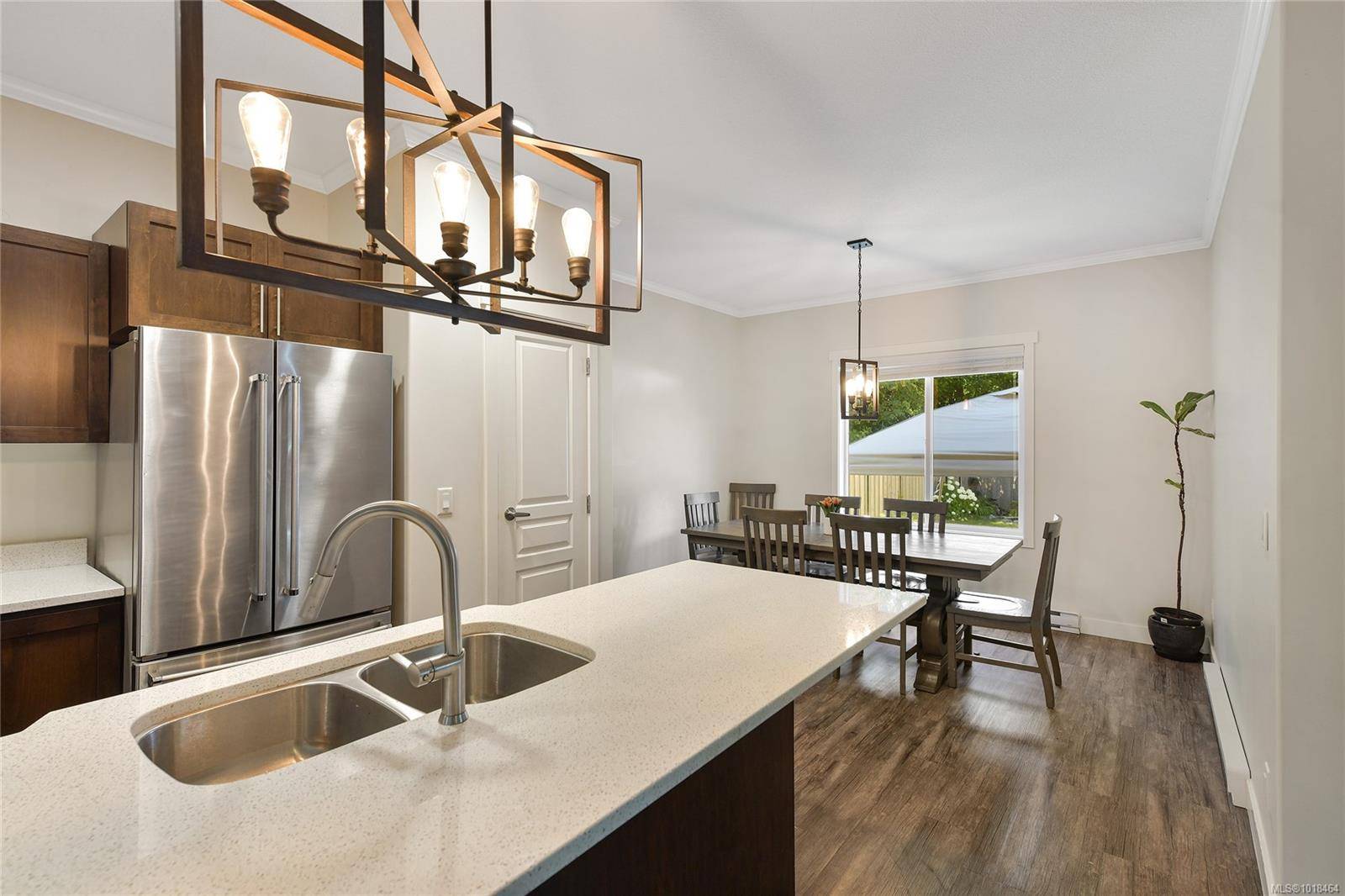 Central Saanich, BC V8M 0B8,17 Saanich Ridge Dr