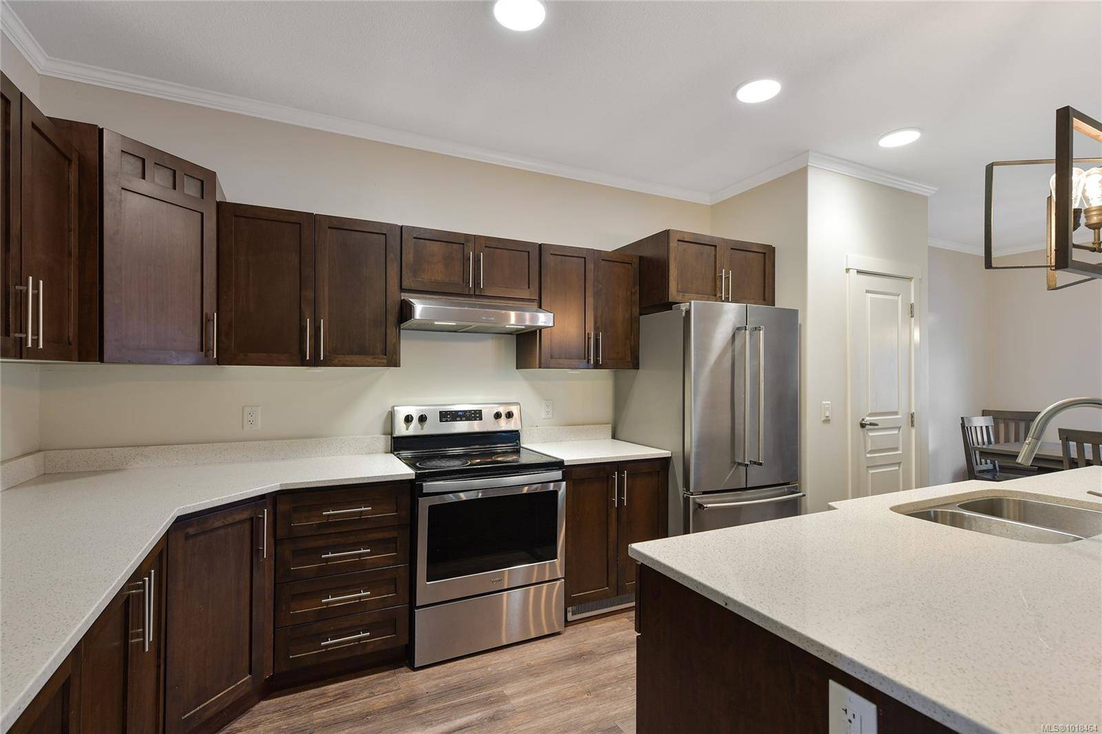 Central Saanich, BC V8M 0B8,17 Saanich Ridge Dr