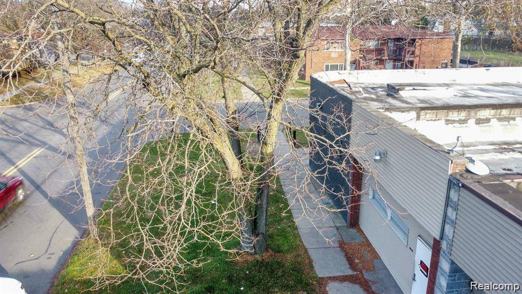 Detroit, MI 48223,18907 Schoolcraft