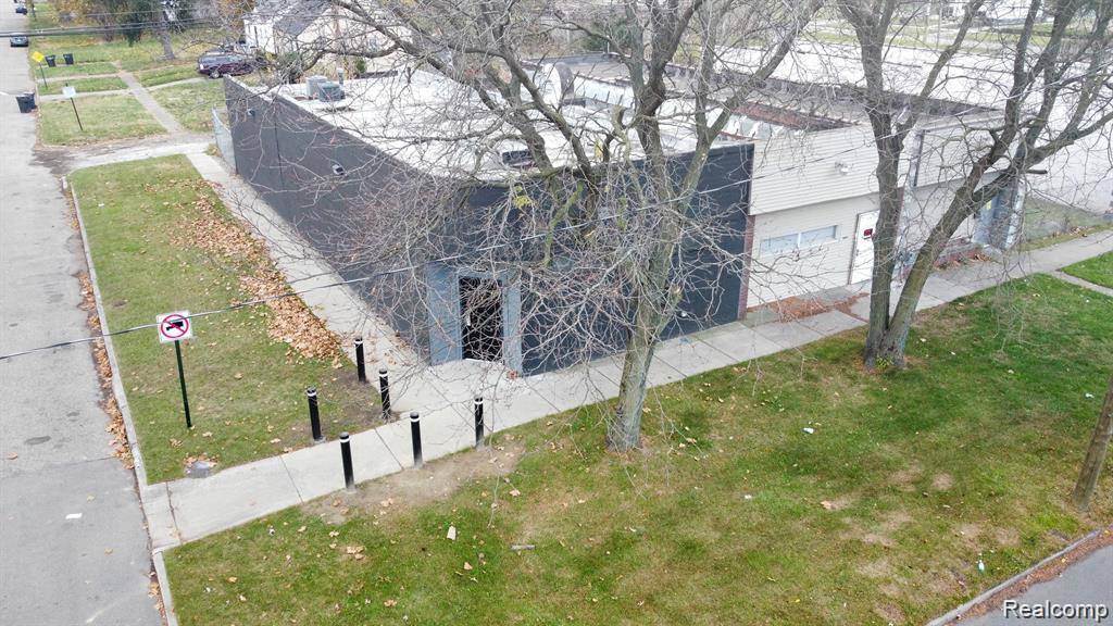 Detroit, MI 48223,18907 Schoolcraft