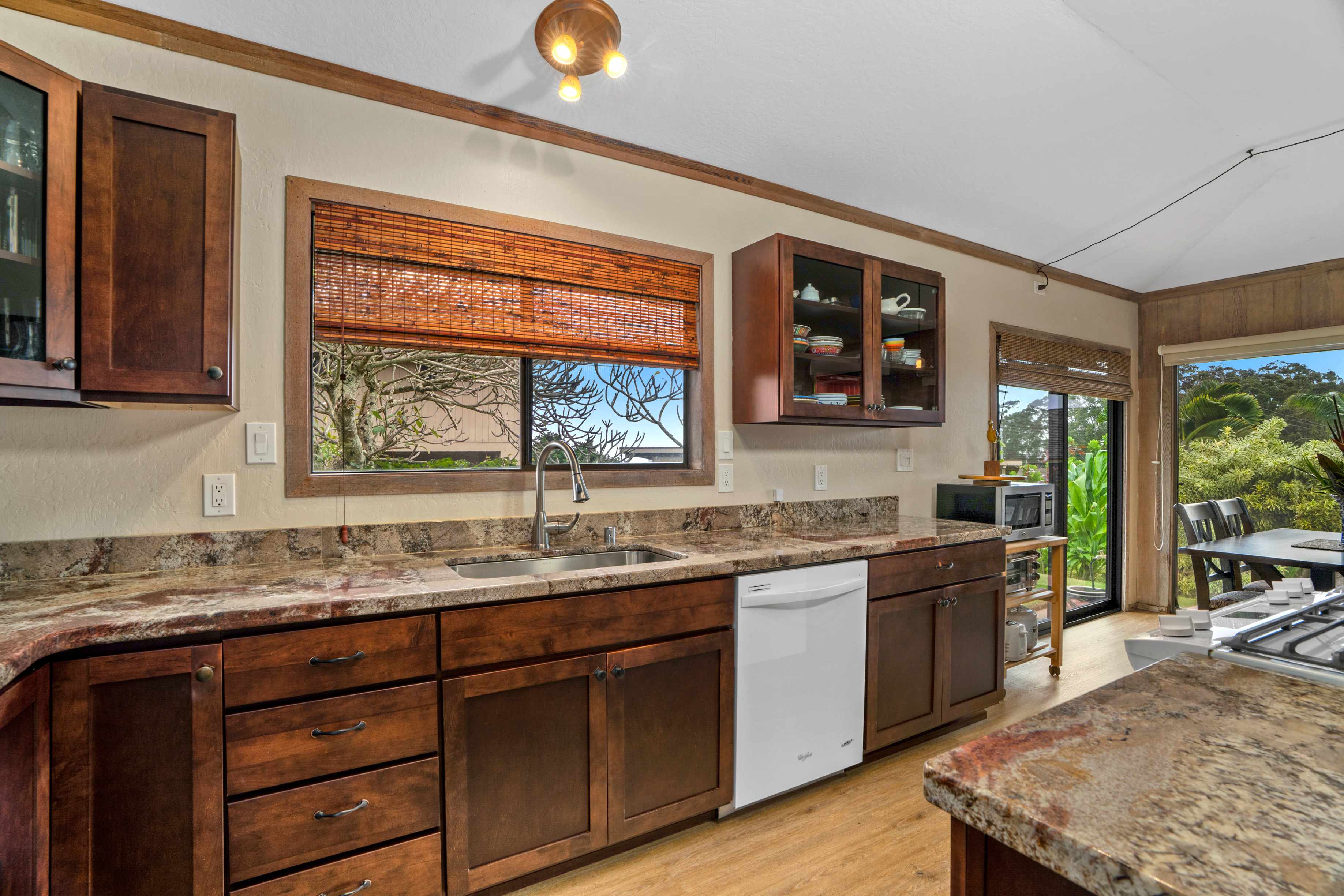 Kalaheo, HI 96741,3587 KALOKE RD