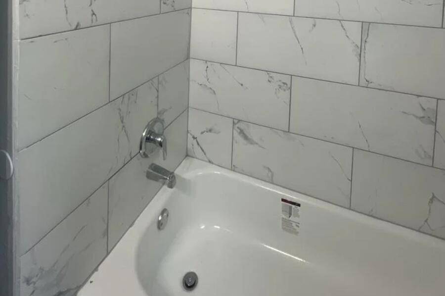 Detroit, MI 48205,19344 Bradford AVE