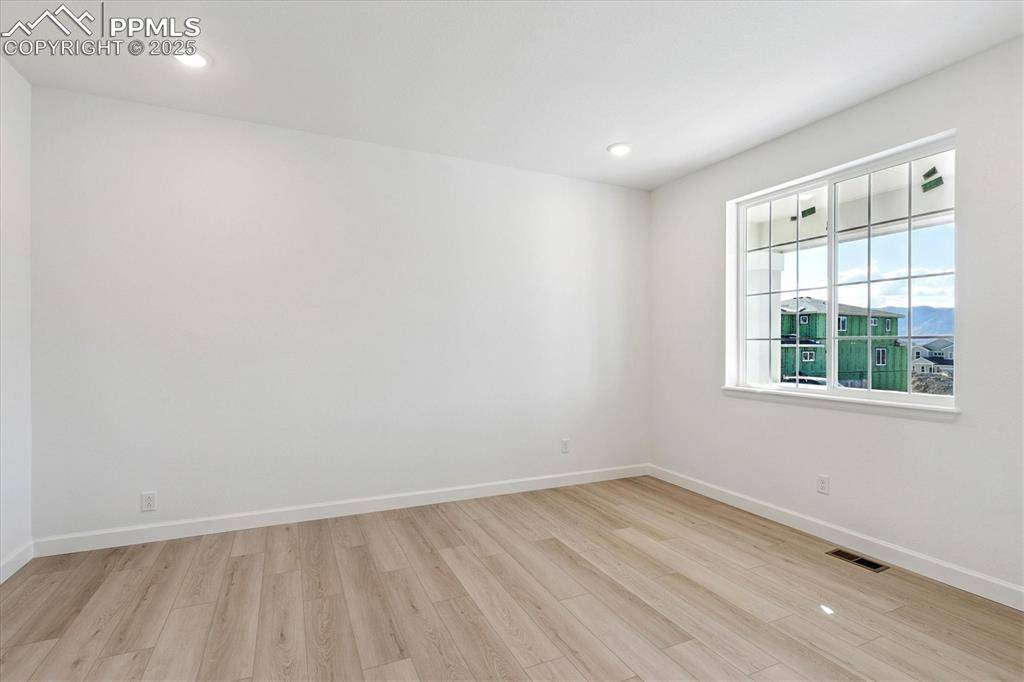 Monument, CO 80132,16897 Starfall DR