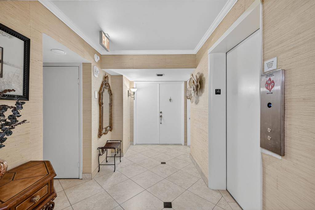 Fort Lauderdale, FL 33308,4280 Galt Ocean Dr #14D