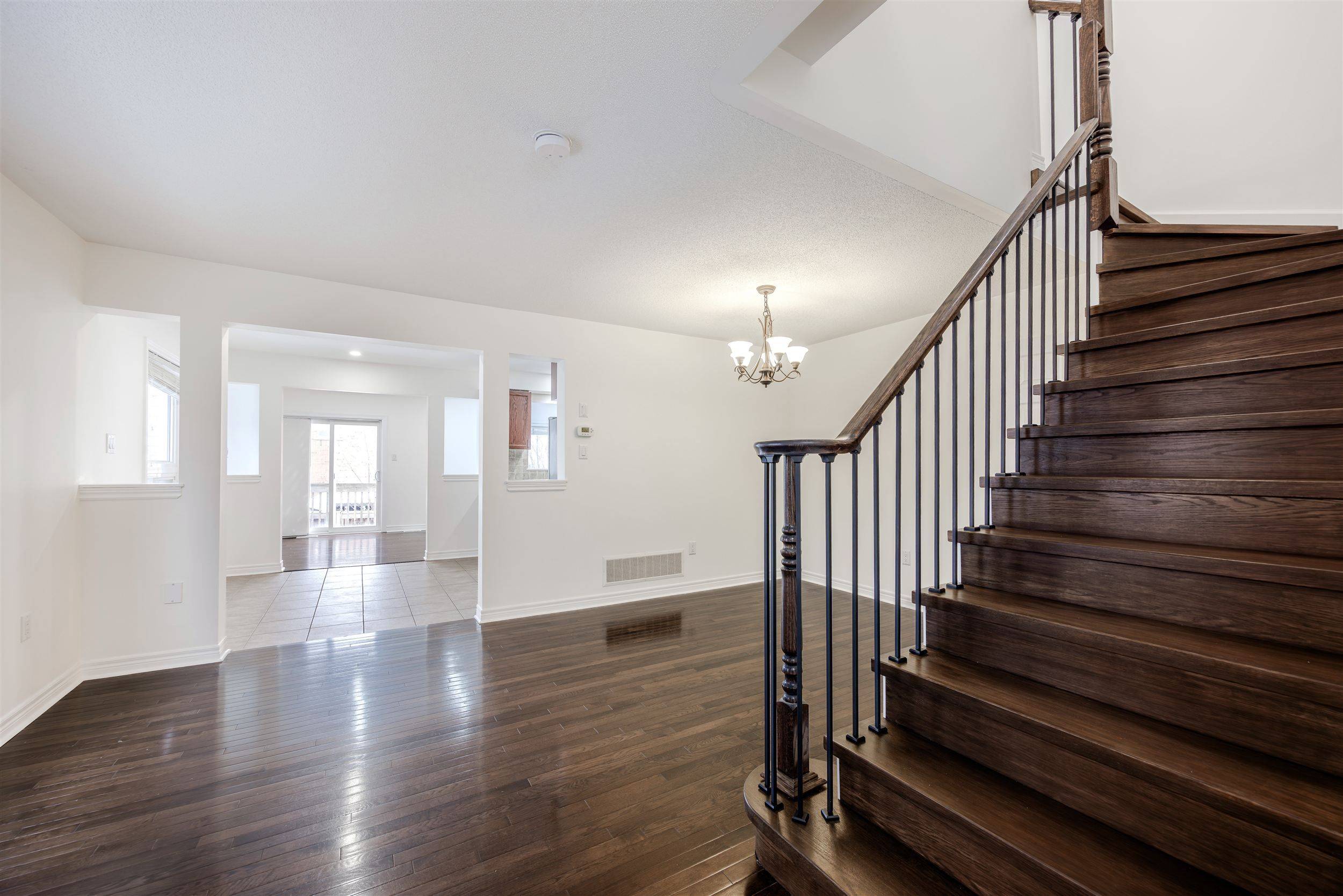 East Gwillimbury, ON L9N 0A6,39 Harvest Hills BLVD