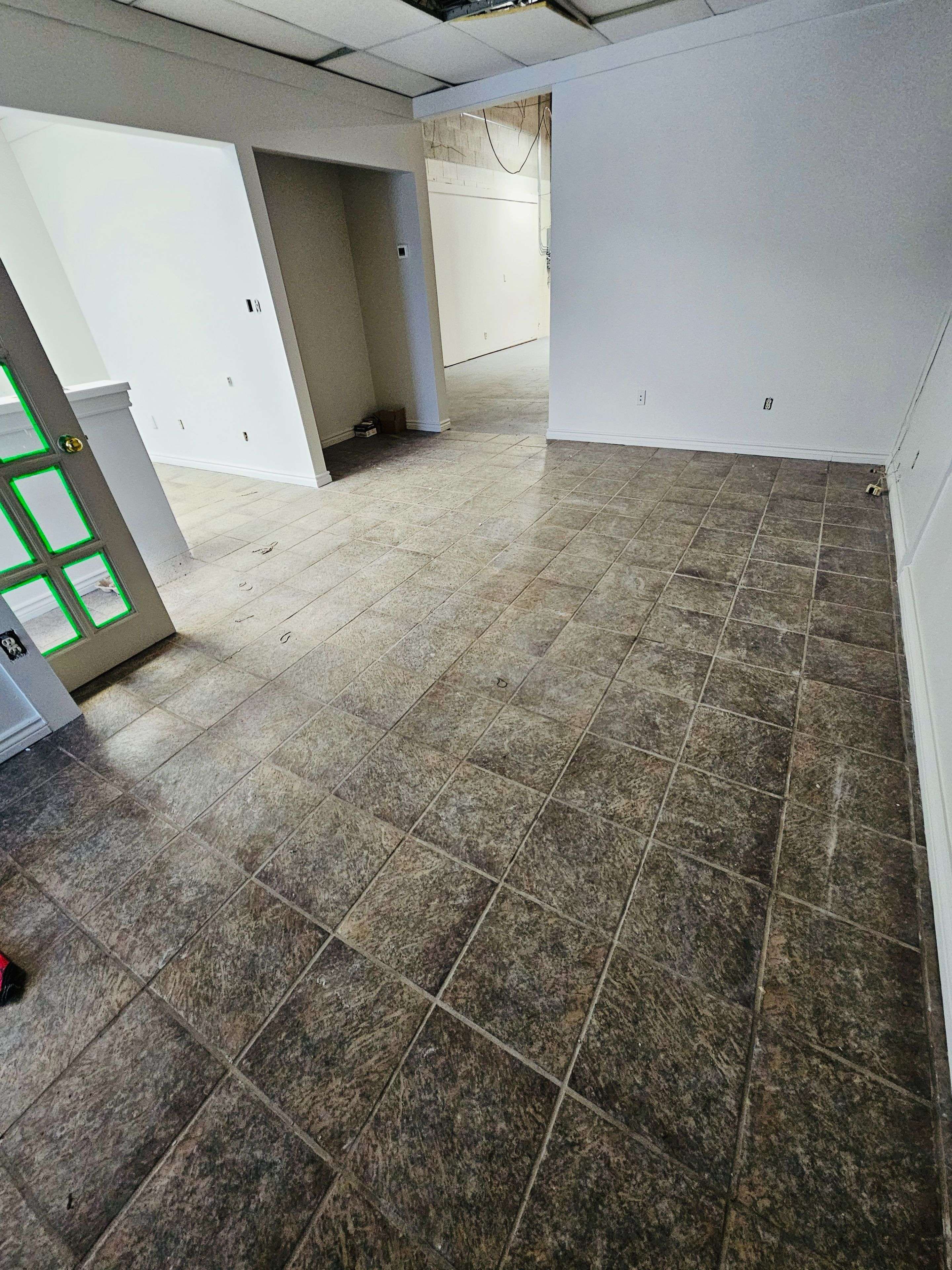 Orillia, ON L3V 6H1,9 Ontario ST #5